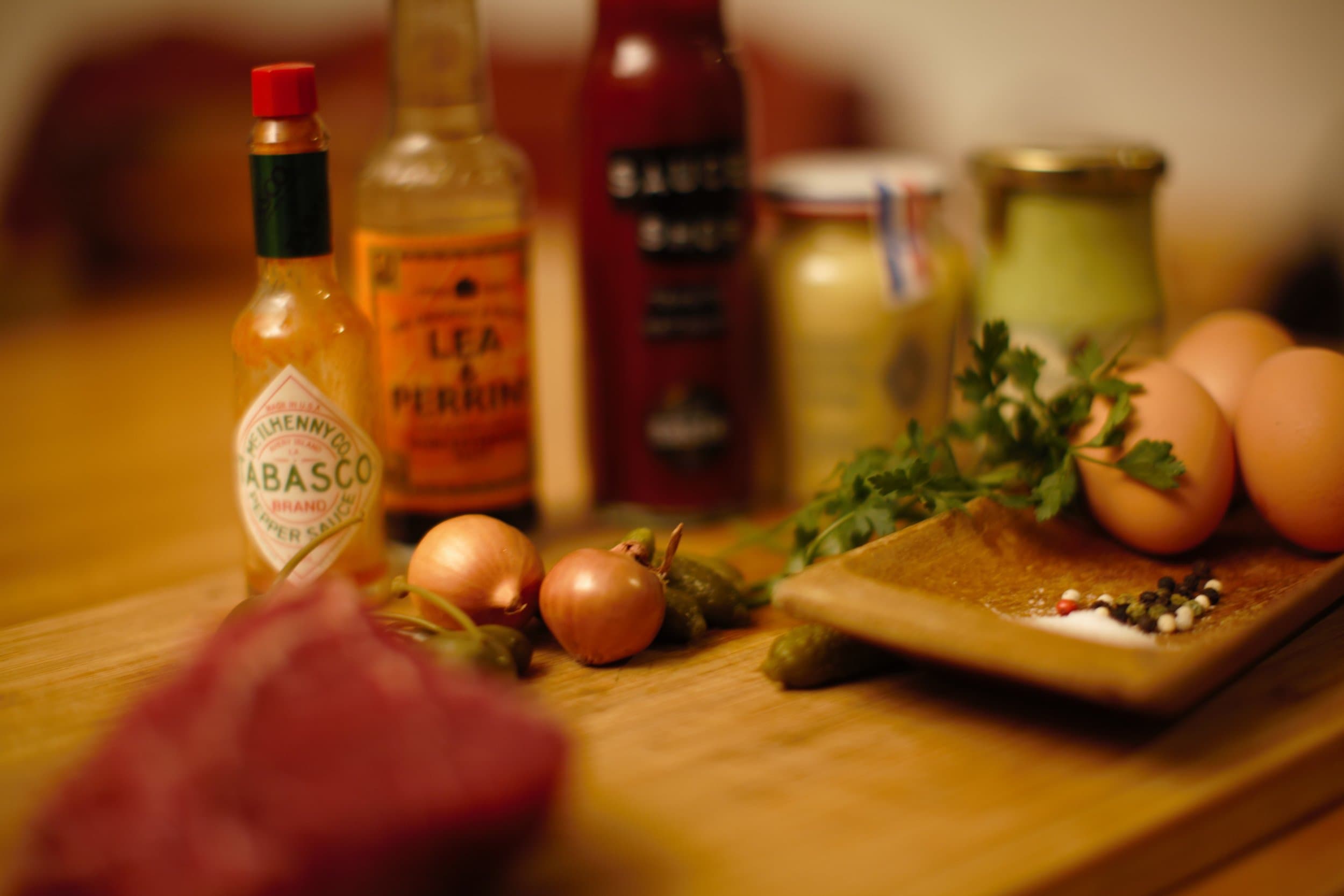 Steak tartare ingredients